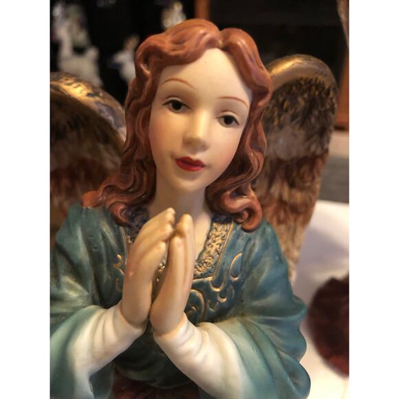 Vintage Angels Porcelain Collection by Grandeur Noel Stunning Handpainted NIB - Picture 5 of 13